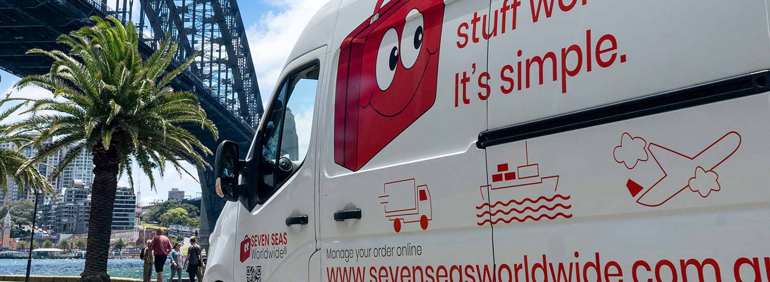 Seven Seas Worldwide van under Sydney Harbour Bridge