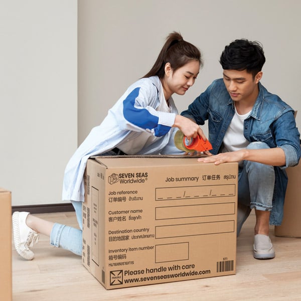 Couple shipping boxes to Australia
